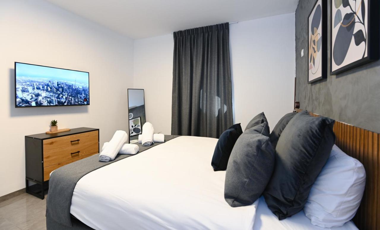 Yalarent C Kinneret Hotel Apartments Мигдал Екстериор снимка