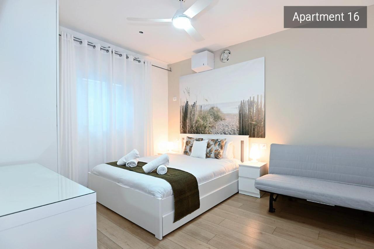 Yalarent C Kinneret Hotel Apartments Мигдал Екстериор снимка